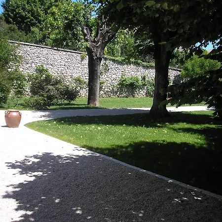 La Saudade Nocleg ze śniadaniem Saint-Péray